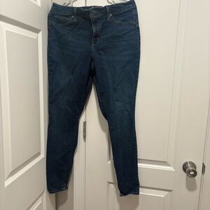 Universal Thread Dark Blue Skinny Jeans